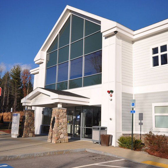 The Elliot Medical Center at Hooksett Entrance